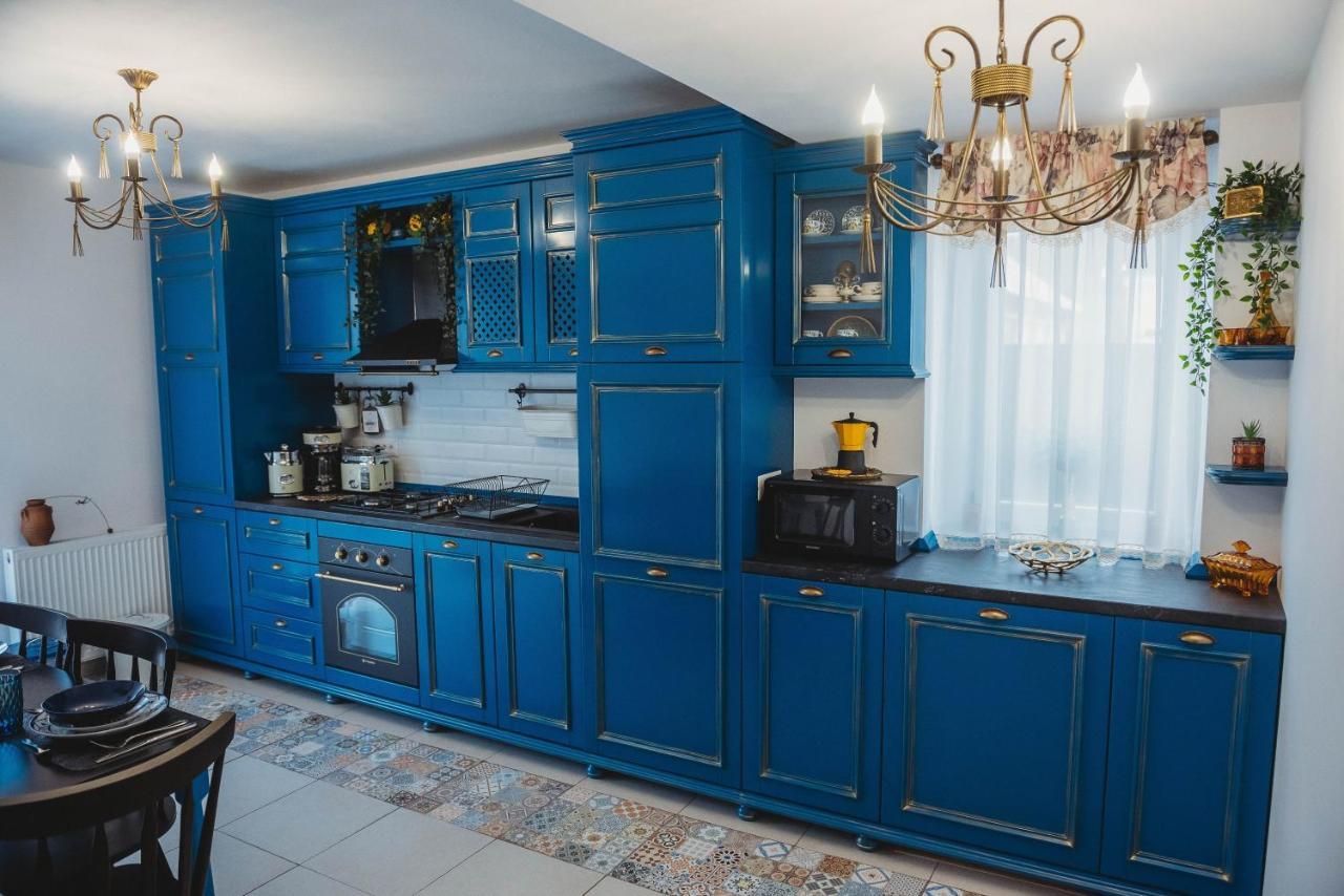 טרגו ניאמץ La Contessa Apartament מראה חיצוני תמונה